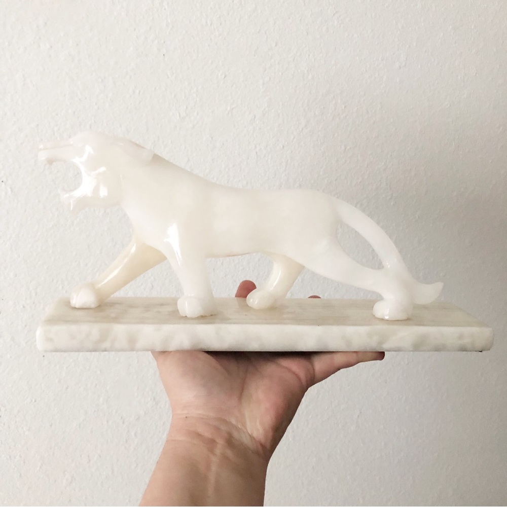 Vintage 1950’s Mid Century Italian White Alabaster Marble Panther Statue